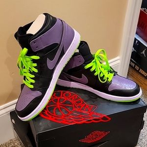 Joker Jordan 1 mid